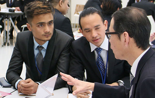 就職指導のスペシャリストが担当。